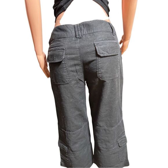 Women mid rise black cargo crop capris pants M - Picture 6 of 7